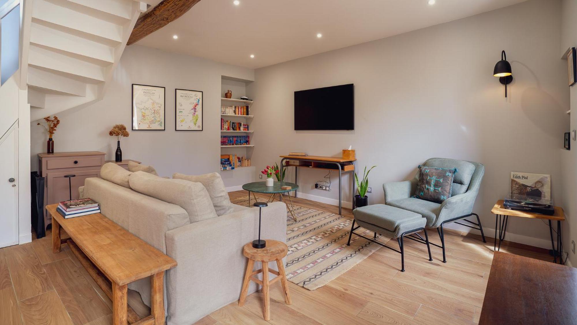 Maisons Vaudesir - *